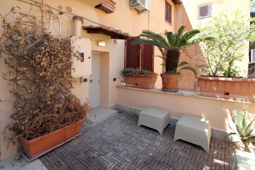 Lhp Trastevere Roma